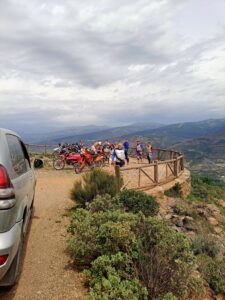 Avituallamiento en el mirador del Púlpito en Sierra de Gádor.