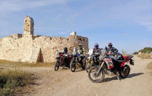 Parada en el Cortijo de la Colina en Férnan Pérez dentro del Parque Natural de Cabo de Gata-Níjar
