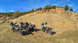 Una parada en el camino cerca de las minas en la Sierra de Baza (Granada)