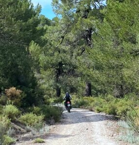 En ruta por el Parque Natural de Sierra de Baza en Granada.